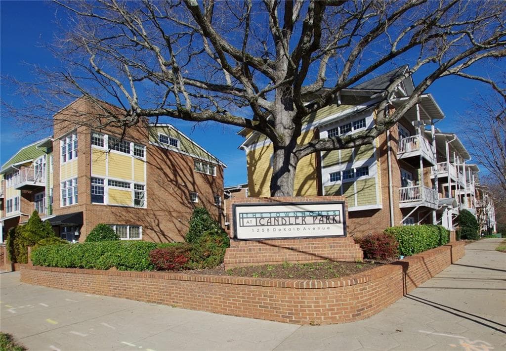 1 bedroom, 1 bathroom, 928 sq ft condominium sold at 1258 Dekalb Avenue 133, Atlanta, GA 30307