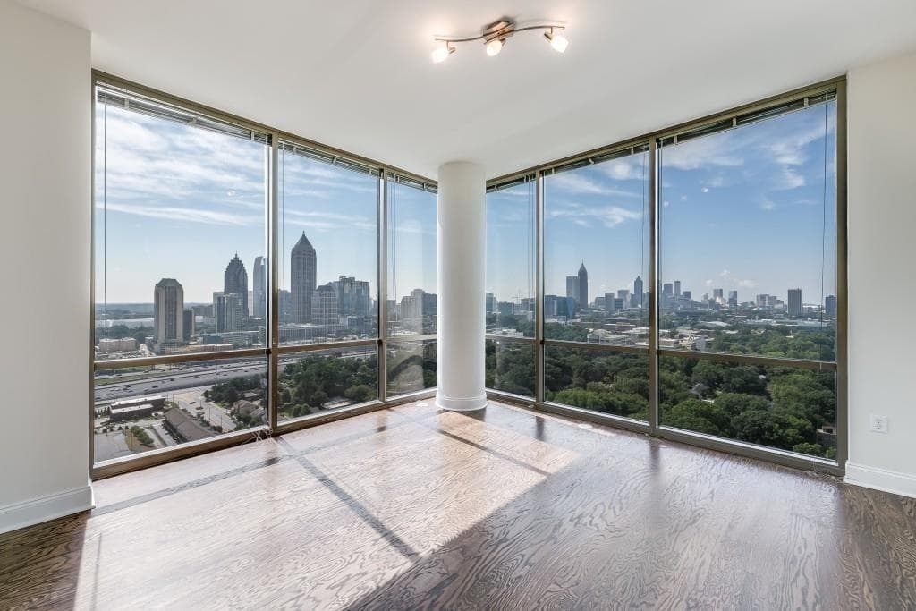 2 bedroom, 3 bathroom, 1,535 sq ft condominium sold at 270 17th Street 3001, Atlanta, GA 30363