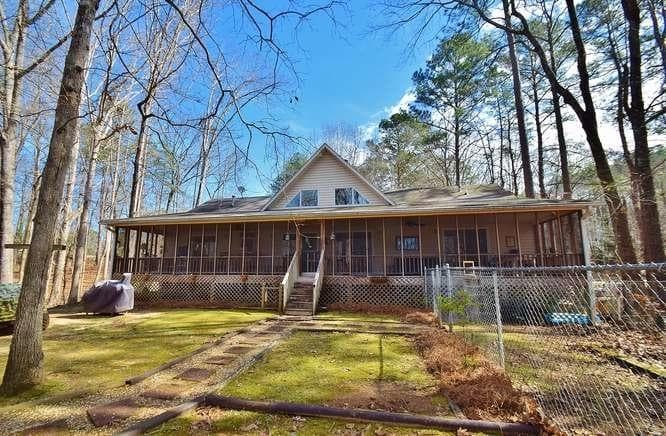 6070 Lake Lanier Heights Road, Buford, GA 30518 — most recent listing photo