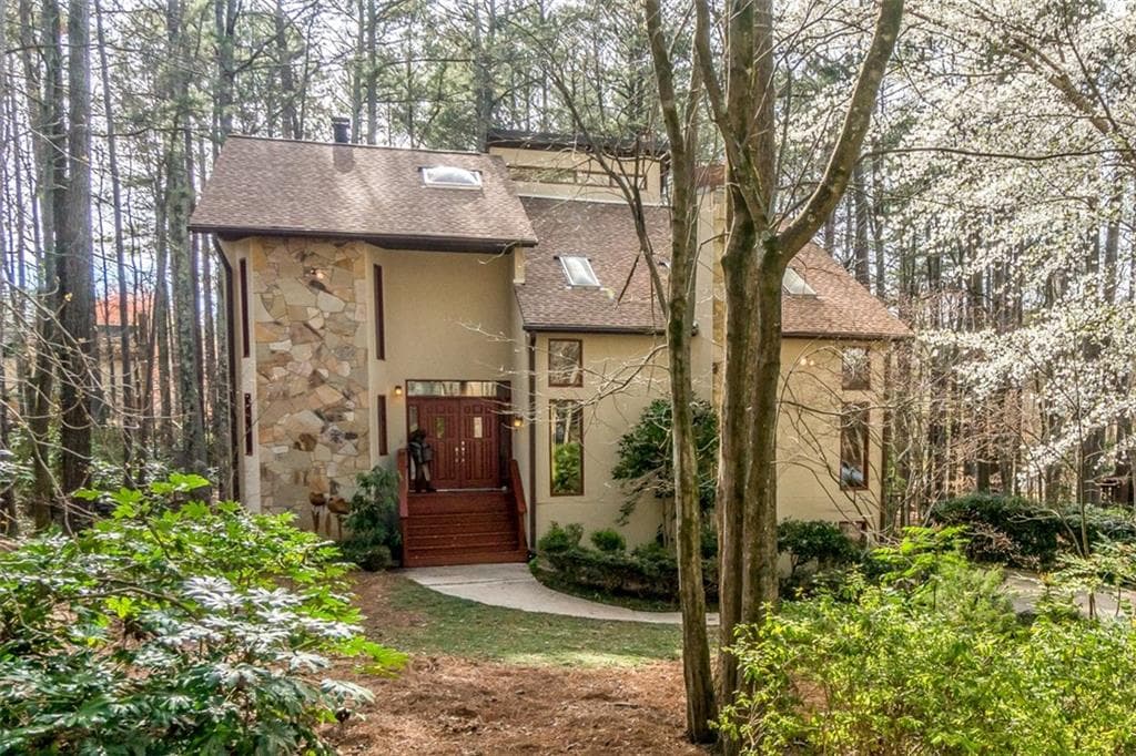 4022 Spalding Hollow, Peachtree Corners, GA 30092 — most recent listing photo