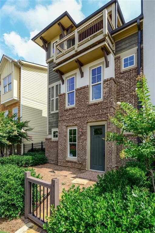 3 bedroom, 4 bathroom, 1,949 sq ft townhouse sold at 1798 Dekalb Avenue, Atlanta, GA 30307