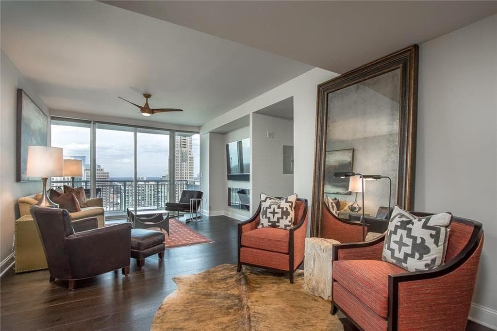 3338 Peachtree Road 3005, Atlanta, GA 30326 — most recent listing photo