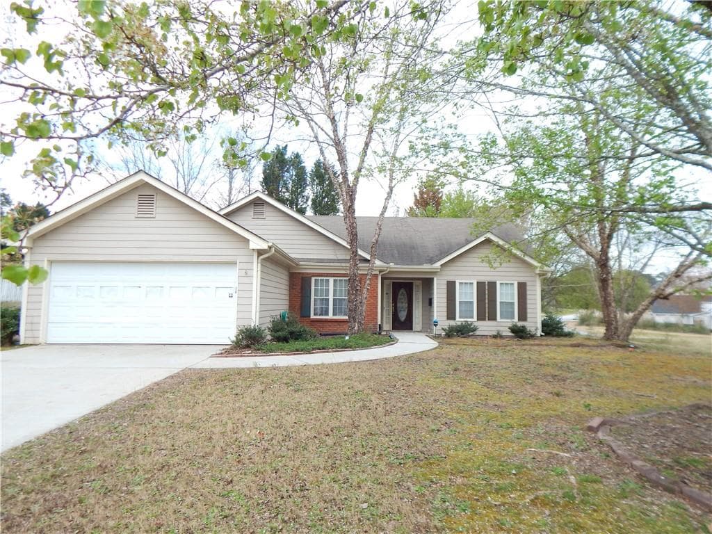 3 bedroom, 2 bathroom, 1,652 sq ft single family residence sold at 600 Ashton Manor Drive, Loganville, GA 30052