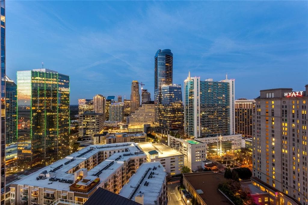 2 bedroom, 2 bathroom, 1,554 sq ft condominium sold at 3325 Piedmont Road 2108, Atlanta, GA 30305