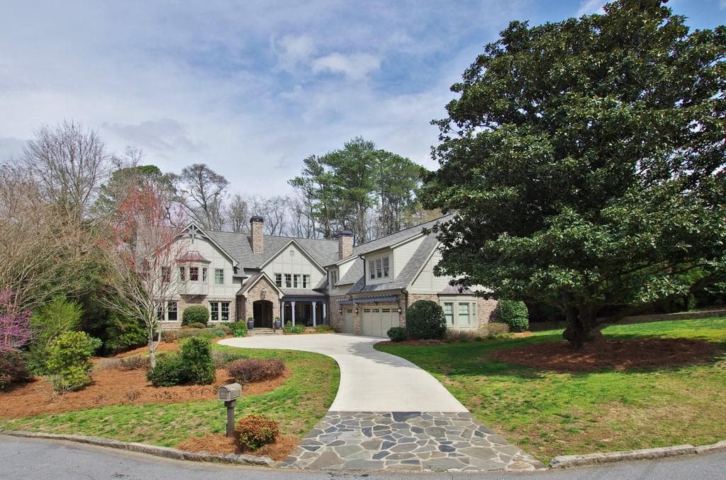 7 bedroom, 9 bathroom, 8,853 sq ft single family residence sold at 1034 Robin Lane, Atlanta, GA 30306