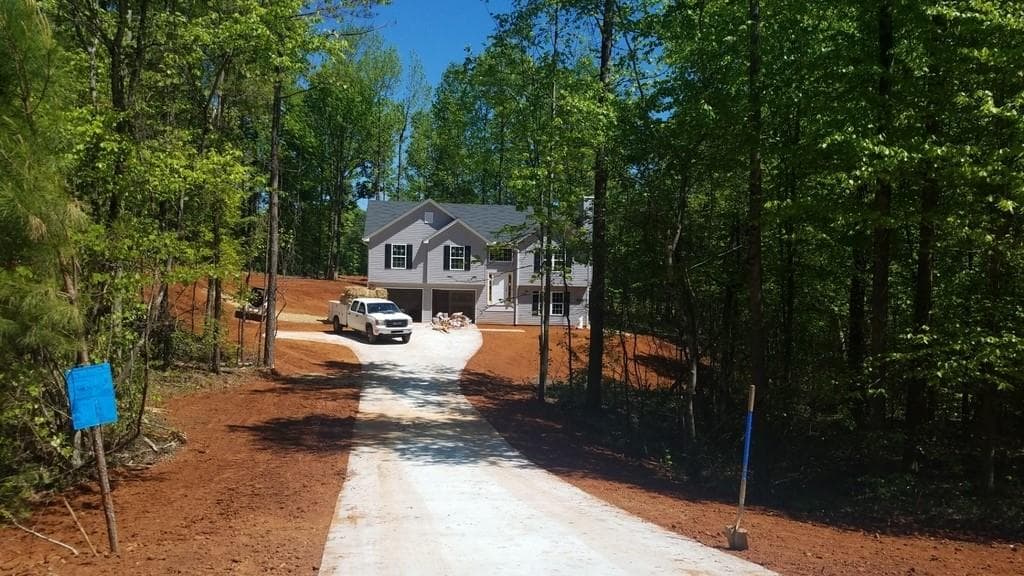 5618 Hawthorn Drive, Gillsville, GA 30543 — most recent listing photo