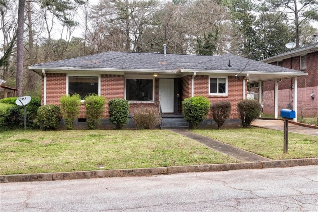 3 bedroom, 2 bathroom, 1,392 sq ft single family residence sold at 2886 Salmon Avenue, Atlanta, GA 30317