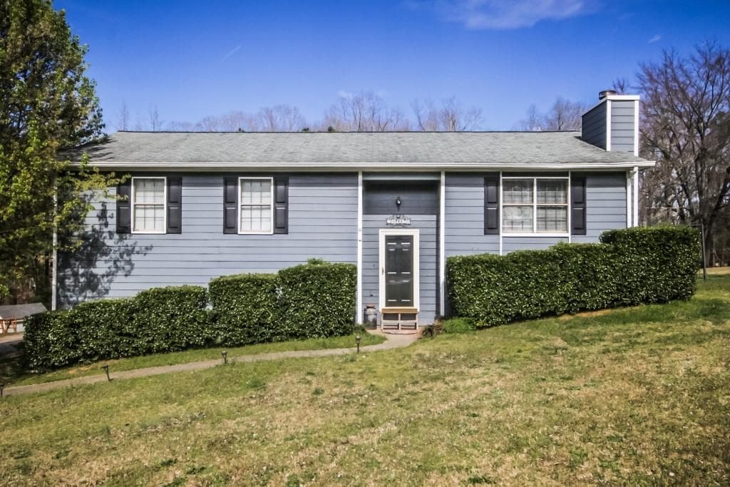 3 bedroom, 2 bathroom, 1,184 sq ft single family residence sold at 2065 Gum Creek Lane, Loganville, GA 30052