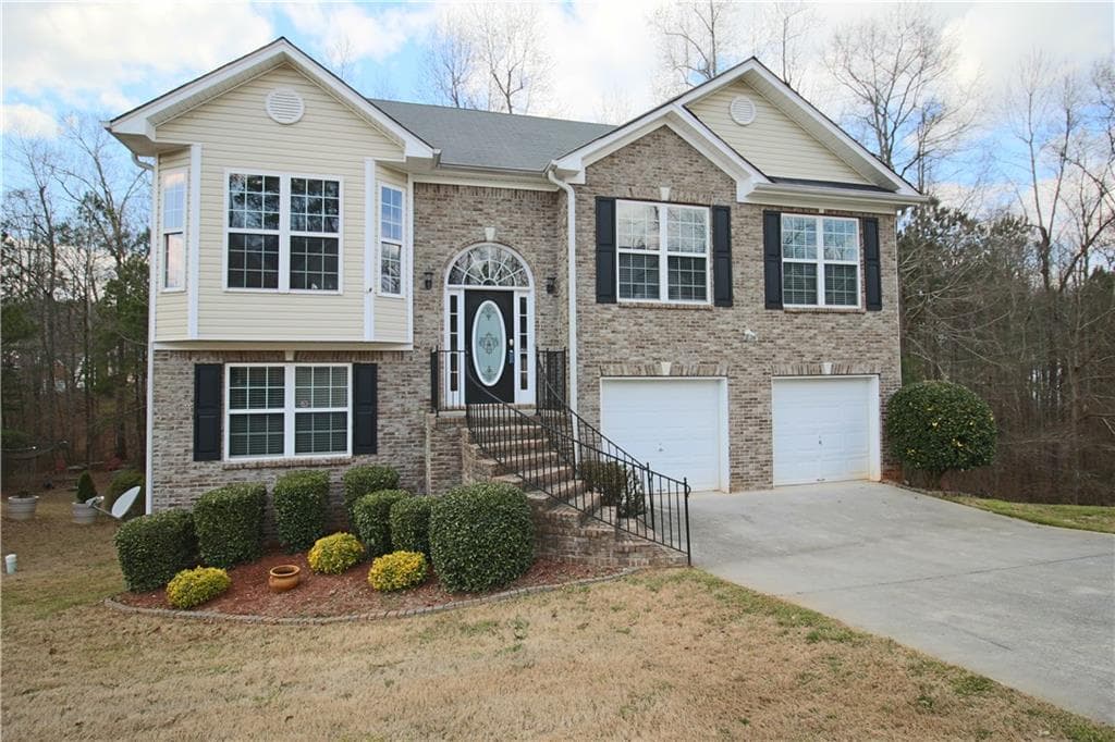 6 bedroom, 4 bathroom, 2,579 sq ft single family residence sold at 708 Savannah Rose Way, Lawrenceville, GA 30045