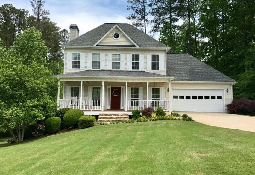 3 bedroom, 4 bathroom, 2,913 sq ft single family residence sold at 995 Stefan Walk, Cumming, GA 30040