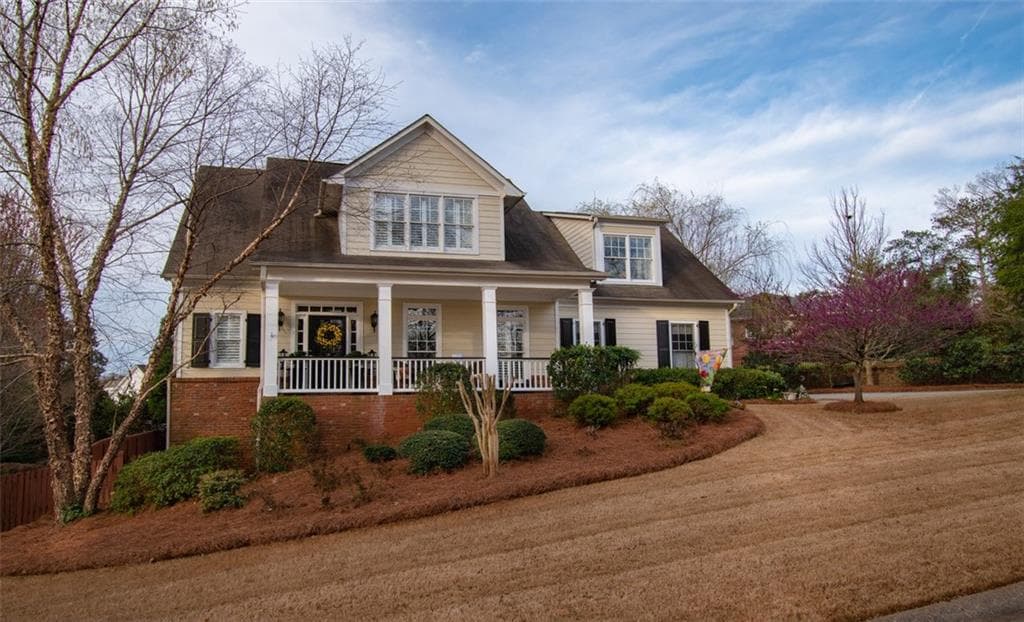 695 Mohawk Drive, Marietta, GA 30060 — most recent listing photo