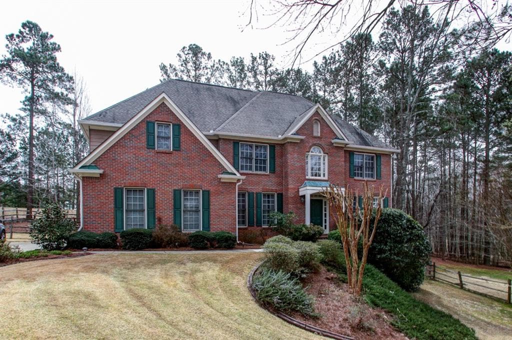 5 bedroom, 5 bathroom, 4,436 sq ft single family residence sold at 1101 Towne Lake Hills, Woodstock, GA 30189