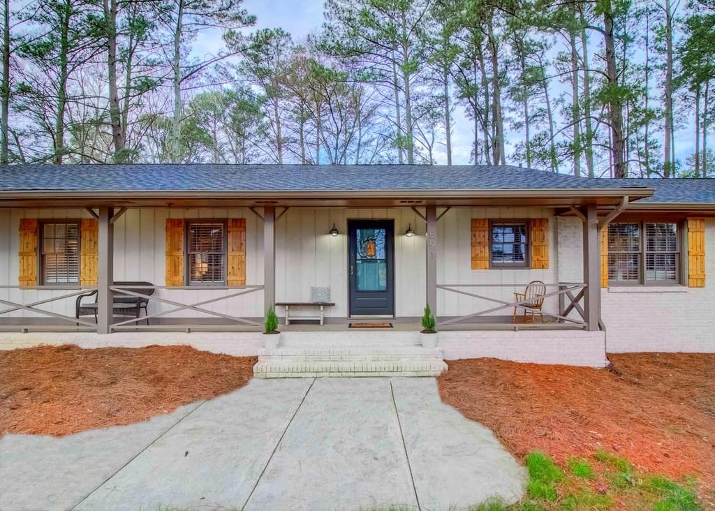 5 bedroom, 8 bathroom, 4,202 sq ft single family residence sold at 591 W JOHNS Road, Lilburn, GA 30047
