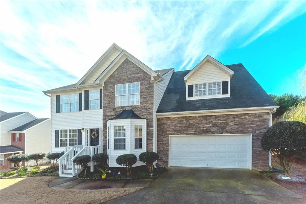 4 bedroom, 3 bathroom, 2,964 sq ft single family residence sold at 1873 Skylar Leigh Drive, Buford, GA 30518