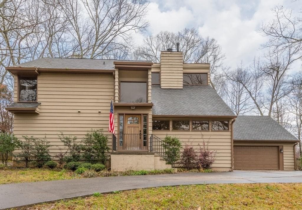 5 bedroom, 4 bathroom, 3,200 sq ft single family residence sold at 11920 Old Mountain Park Road, Roswell, GA 30075