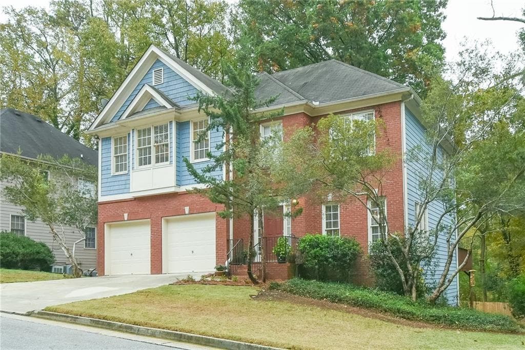 3 bedroom, 4 bathroom, 2,467 sq ft single family residence sold at 2749 Stewart Court, Atlanta, GA 30340