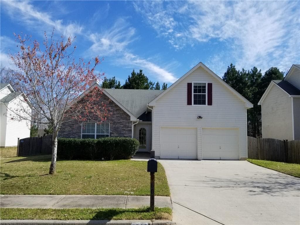 6012 Redtop Loop, Fairburn, GA 30213 — most recent listing photo