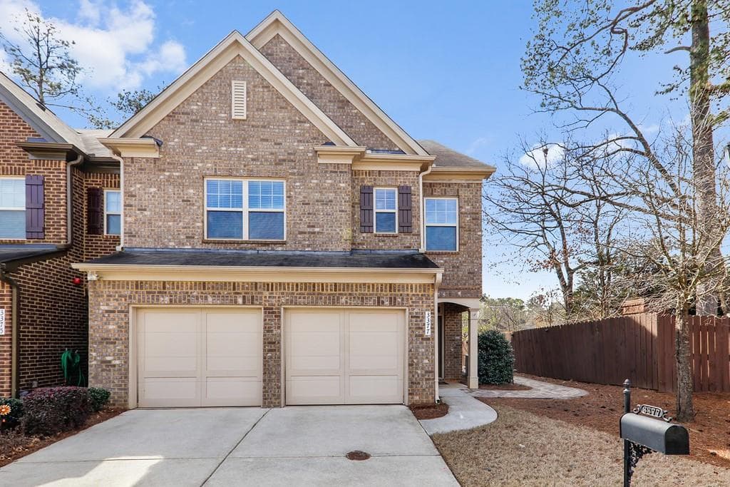 4 bedroom, 4 bathroom, 2,322 sq ft townhouse sold at 3377 Vintage Circle, Smyrna, GA 30080