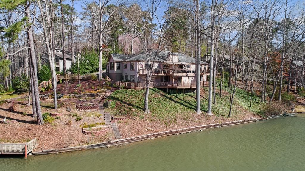 4293 HIGHLAND View, Roswell, GA 30075 — most recent listing photo