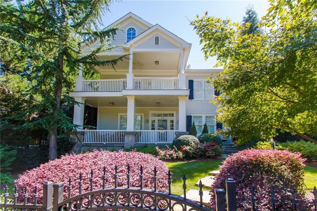 5 bedroom, 3 bathroom, 3,300 sq ft single family residence sold at 203 Westminster Drive, Atlanta, GA 30309