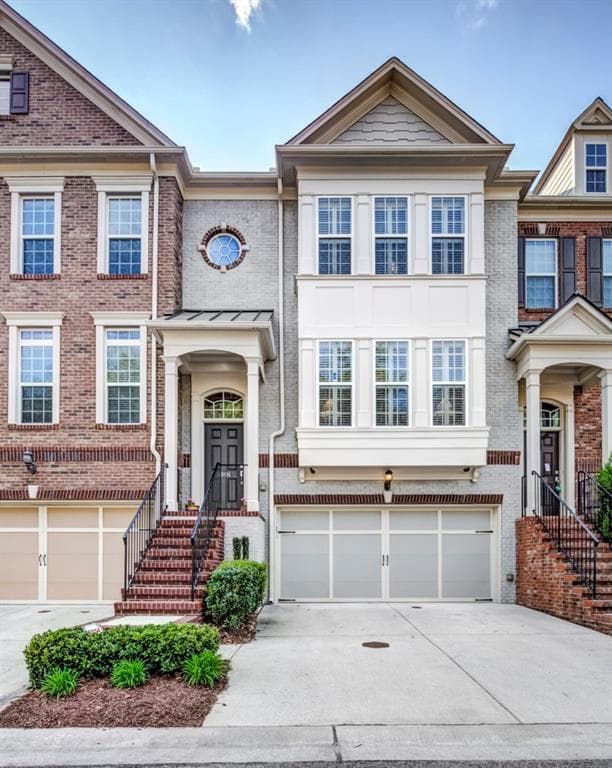 3 bedroom, 4 bathroom, 2,500 sq ft townhouse sold at 4804 Merriman Walk 22, Atlanta, GA 30339
