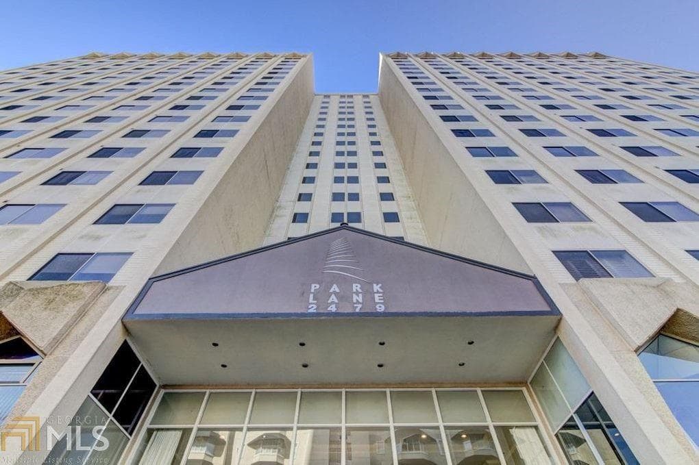 1 bedroom, 1 bathroom, 837 sq ft condominium sold at 2479 Peachtree Road 1703, Atlanta, GA 30305