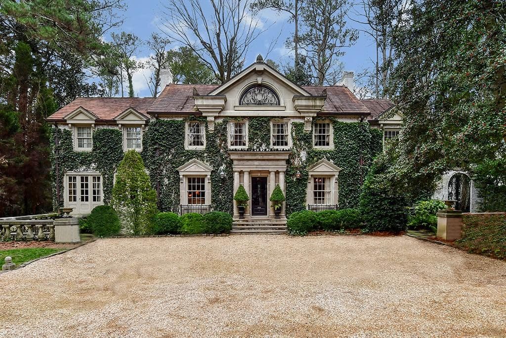5 bedroom, 5 bathroom single family residence sold at 526 W Wesley* Road, Atlanta, GA 30305