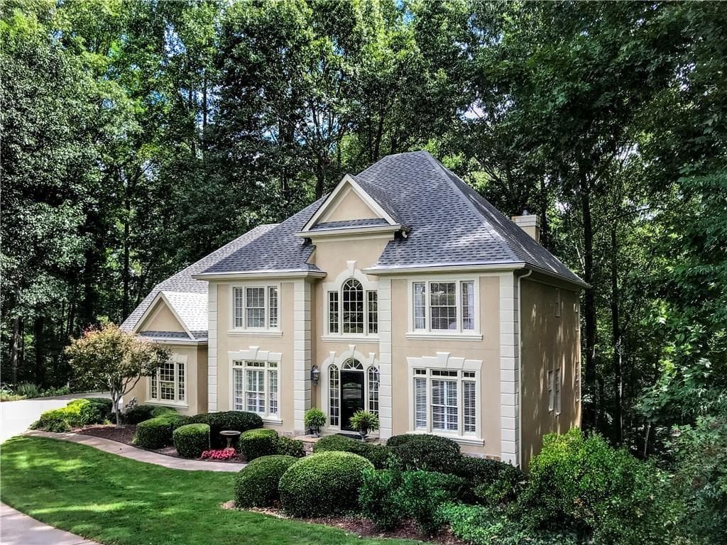 5 bedroom, 5 bathroom, 4,372 sq ft single family residence sold at 440 Kensington Farms Drive, Milton, GA 30004