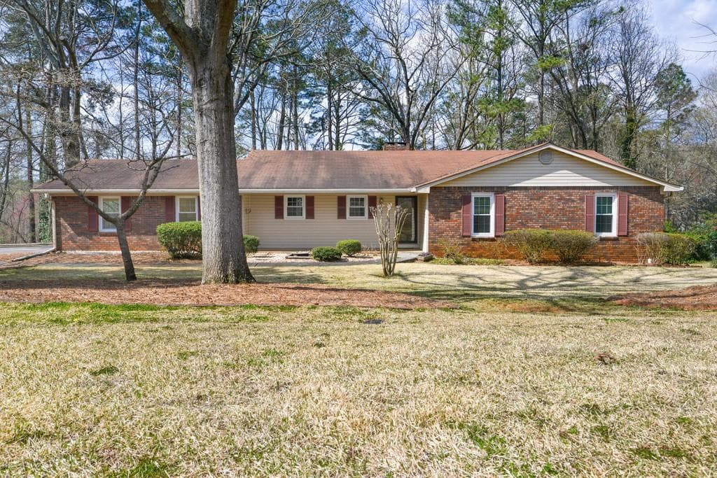 3 bedroom, 3 bathroom, 1,992 sq ft single family residence sold at 1410 Dallas Circle, Marietta, GA 30064