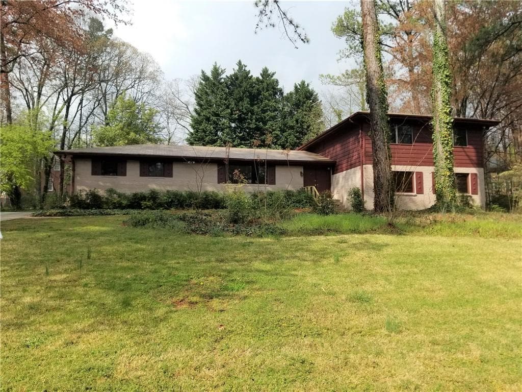 4 bedroom, 3 bathroom, 2,850 sq ft single family residence sold at 3968 Menlo Drive, Atlanta, GA 30340