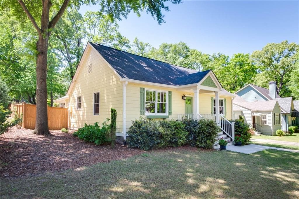 3 bedroom, 2 bathroom, 1,868 sq ft single family residence sold at 2767 Arbor Avenue, Atlanta, GA 30317