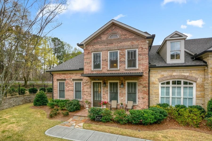 3 bedroom, 3 bathroom, 2,349 sq ft townhouse sold at 6236 Gaines Street, Norcross, GA 30071