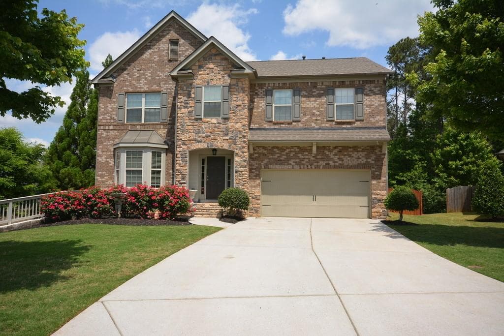 4 bedroom, 3 bathroom, 3,135 sq ft single family residence sold at 2426 Arbor Walk Court, Acworth, GA 30101