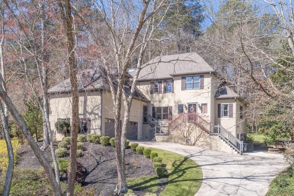 4 bedroom, 4 bathroom, 3,896 sq ft single family residence sold at 2755 LONG LAKE Court, Roswell, GA 30075
