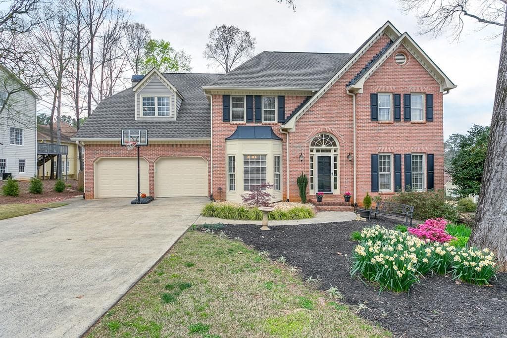 5 bedroom, 4 bathroom, 4,154 sq ft single family residence sold at 5564 Brookgreen Drive, Acworth, GA 30101