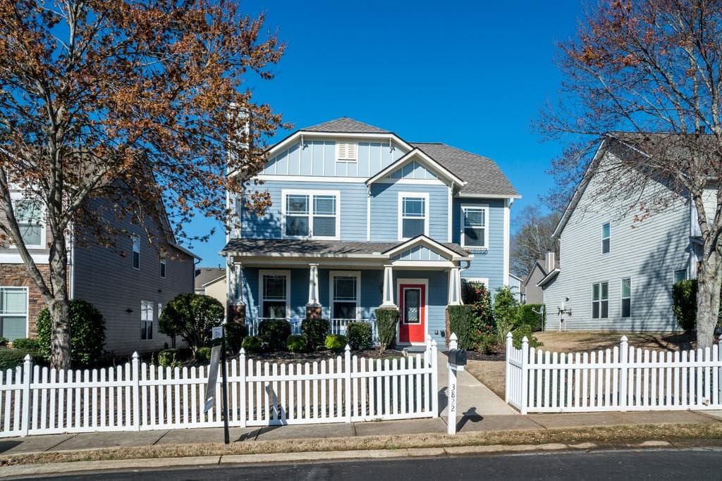 3 bedroom, 3 bathroom, 2,641 sq ft single family residence sold at 3822 Stagecoach Lane, Cumming, GA 30040
