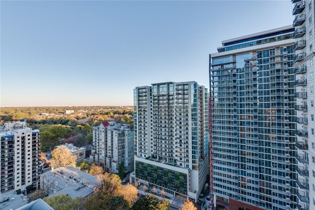 1 bedroom, 1 bathroom, 805 sq ft condominium sold at 199 14th Street 1907, Atlanta, GA 30309