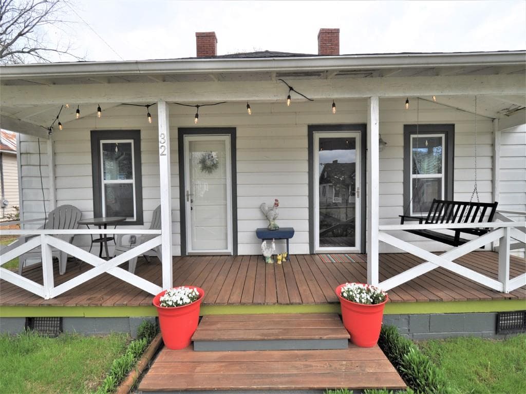 32 Poplar Street, Porterdale, GA 30014 — most recent listing photo