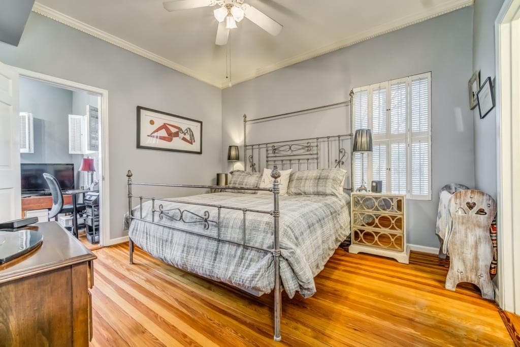 1 bedroom, 1 bathroom, 877 sq ft condominium sold at 1230 Piedmont Avenue 303, Atlanta, GA 30309