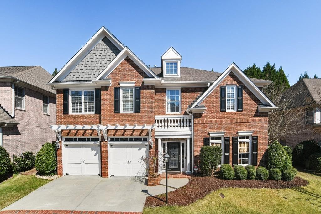215 Wembley Circle, Atlanta, GA 30328 — most recent listing photo