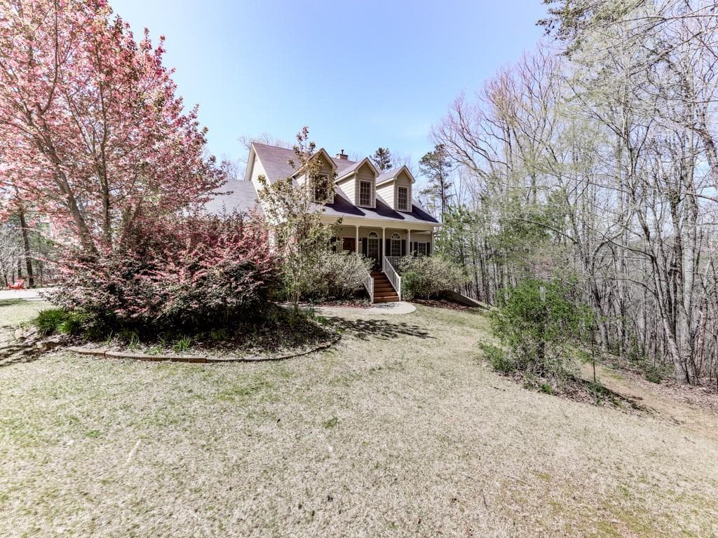 4 bedroom, 3 bathroom, 2,335 sq ft single family residence sold at 965 Cowart Mountain Trail, Waleska, GA 30183