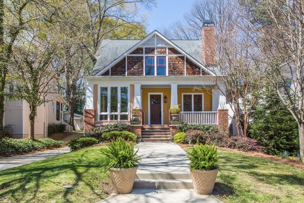 4 bedroom, 4 bathroom, 3,700 sq ft single family residence sold at 596 Page Avenue, Atlanta, GA 30307