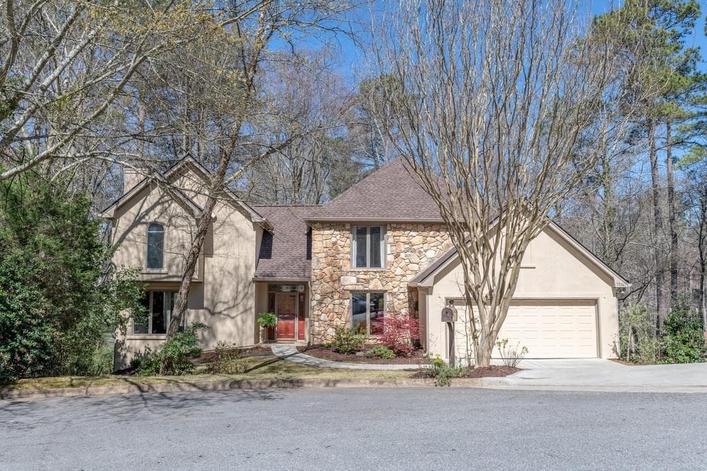 4 bedroom, 4 bathroom, 3,744 sq ft single family residence sold at 3514 EVANS RIDGE Trail, Atlanta, GA 30340