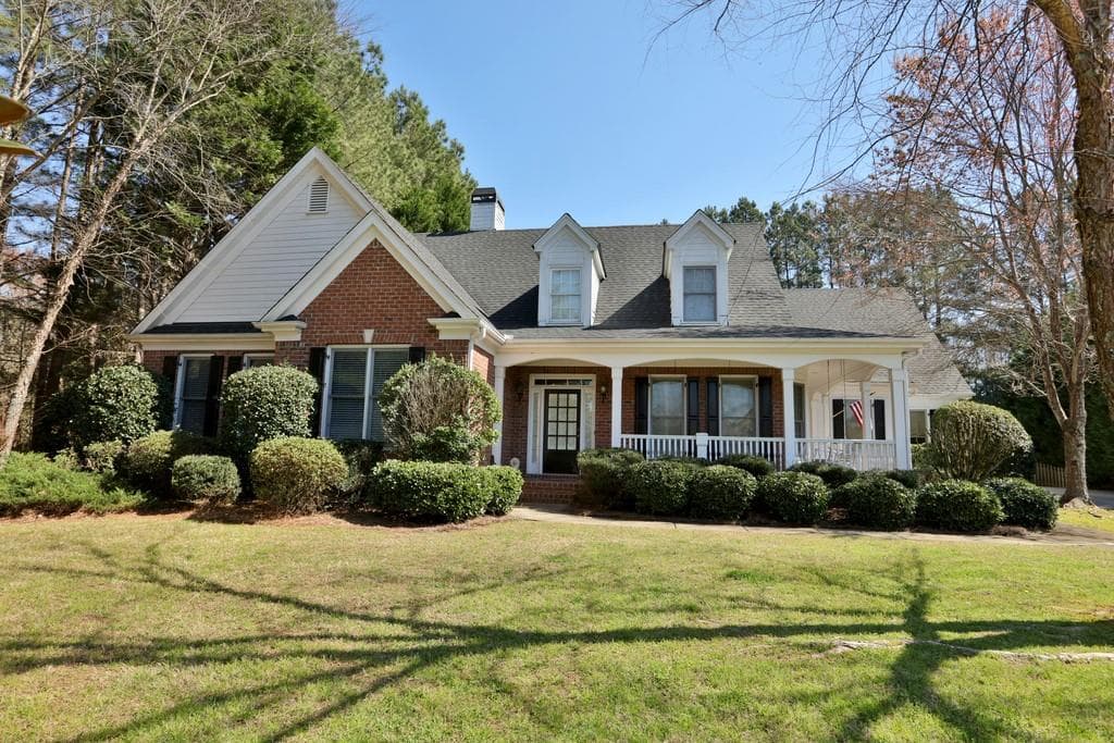 4 bedroom, 4 bathroom, 3,049 sq ft single family residence sold at 6655 Manchester Place, Cumming, GA 30040