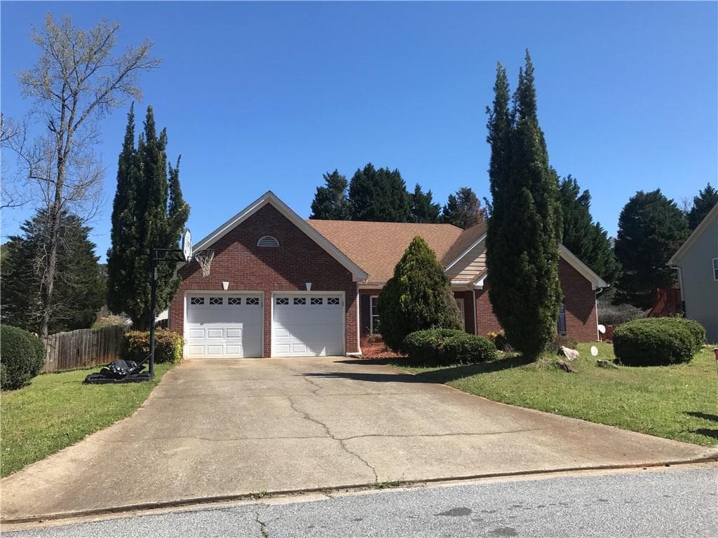3 bedroom, 3 bathroom single family residence sold at 5495 Arrowind Road, Lilburn, GA 30047