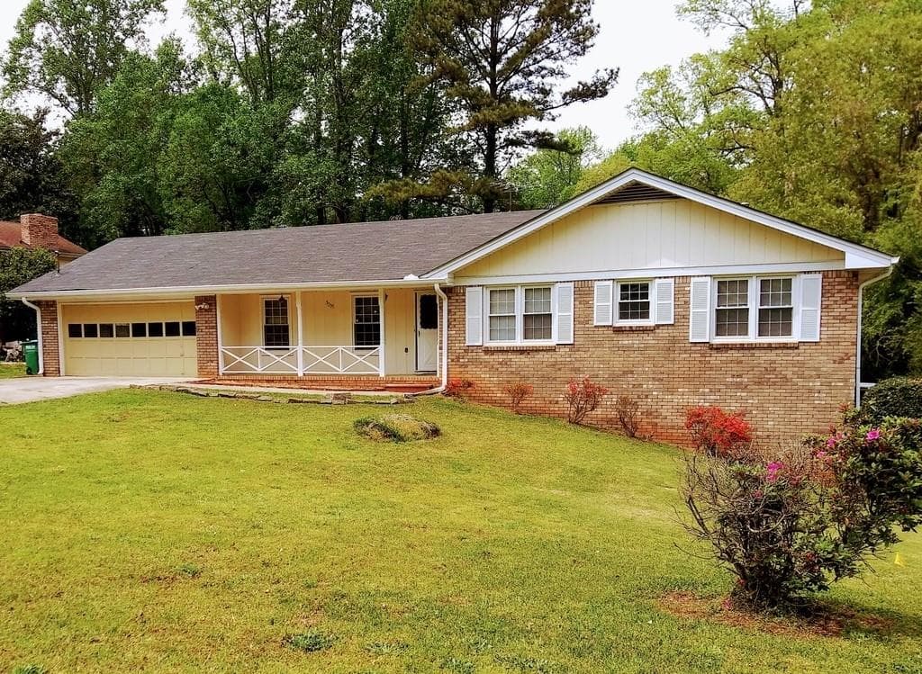 5 bedroom, 3 bathroom, 1,604 sq ft single family residence sold at 5255 CORINTH Circle, Stone Mountain, GA 30087