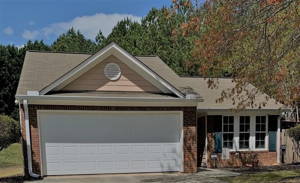 3 bedroom, 2 bathroom, 1,536 sq ft single family residence sold at 216 FARMVILLE Court, Lawrenceville, GA 30044