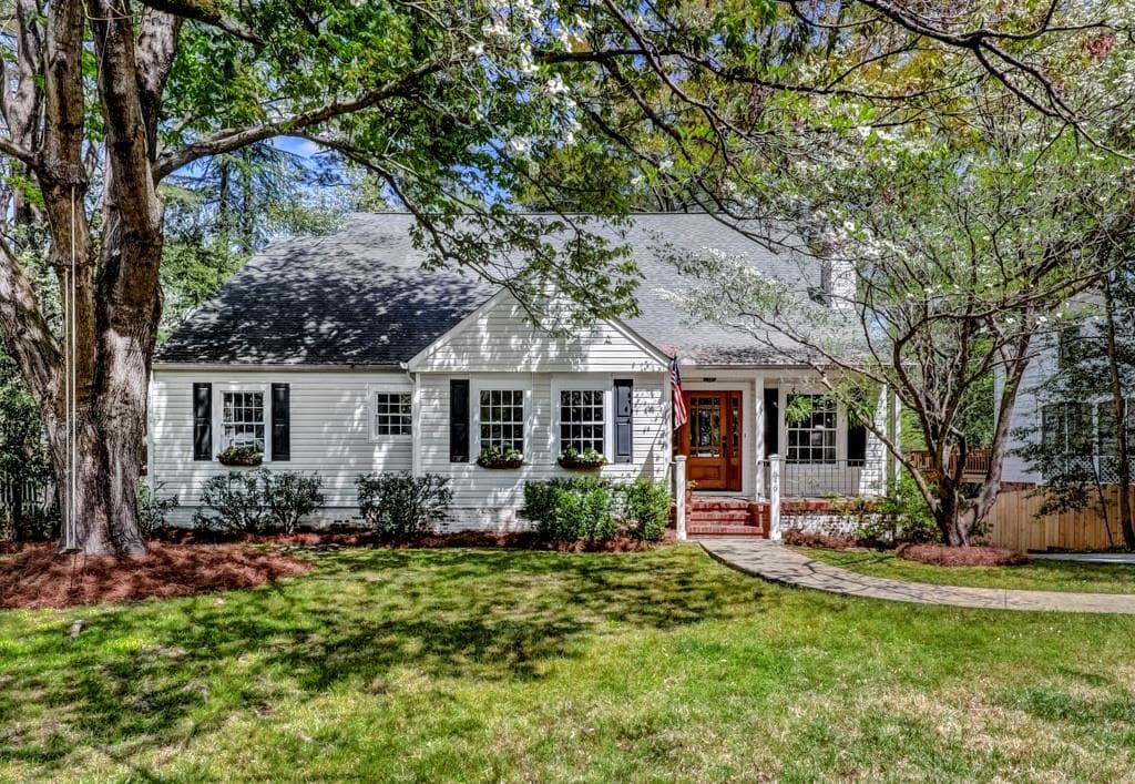 5 bedroom, 6 bathroom, 3,808 sq ft single family residence sold at 646 Darlington Circle, Atlanta, GA 30305