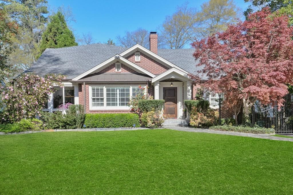 5 bedroom, 5 bathroom, 4,718 sq ft single family residence sold at 2628 Sharondale Drive, Atlanta, GA 30305