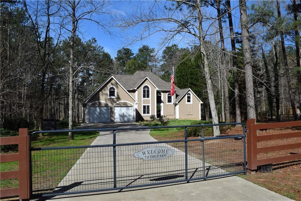 5 bedroom, 4 bathroom, 4,838 sq ft single family residence sold at 2336 Cross Creek Drive, Powder Springs, GA 30127